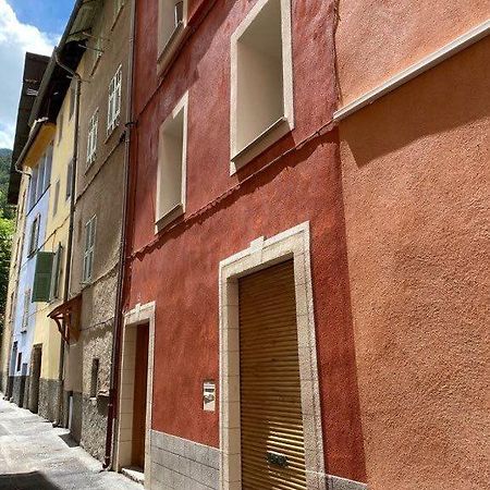 Studio La Tour Сент-Этьен-де-Тине Экстерьер фото